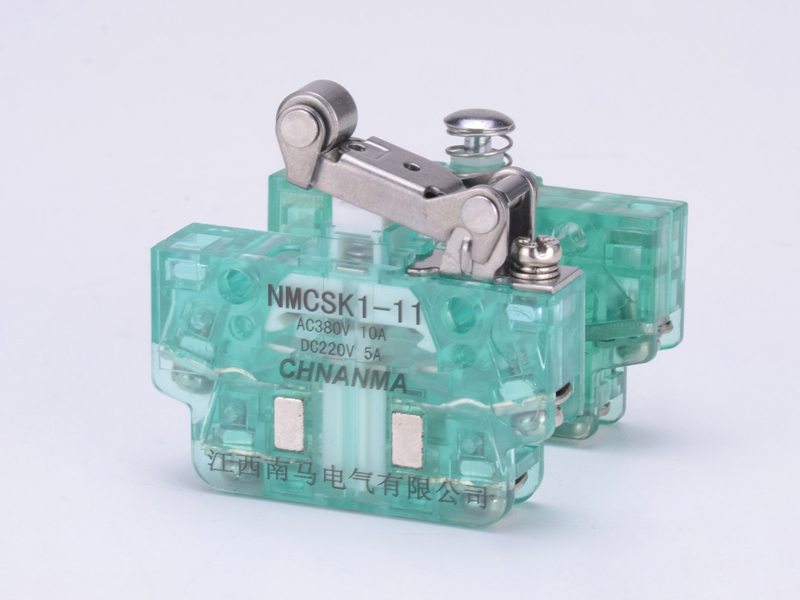 CSK11-A型磁吹開(kāi)關(guān)